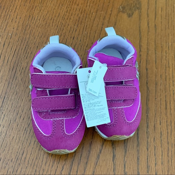 Baby Gap NWT sneakers size 5 - Picture 7 of 7